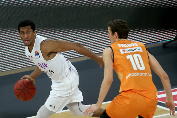 光的同时 光的同时