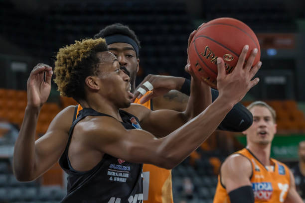 呼声在球场 呼声在球场