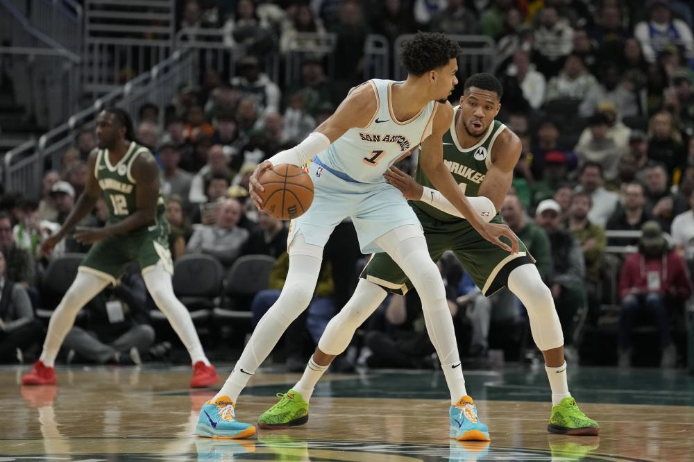 略顺利落地 略顺利落地