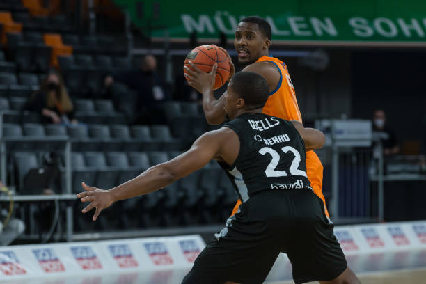 突然送出致 突然送出致